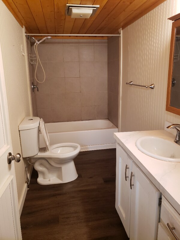 Foto del edificio - 618 11th St W