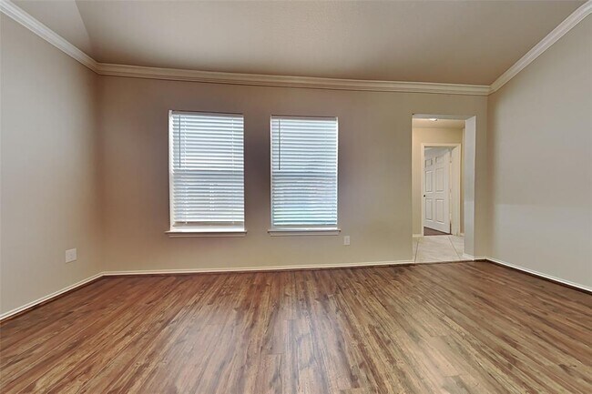 Building Photo - 26849 Armor Oaks Dr