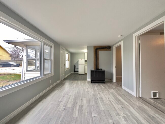 Photo du bâtiment - Charming Cottage-Like Belle River Home