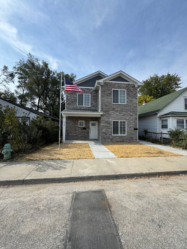 Foto principal - 528 N Elder Ave