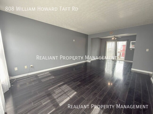 Foto del edificio - 808 William Howard Taft Rd