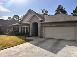 Building Photo - 79 Bella Blvd