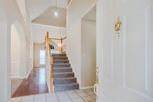Building Photo - 5376 Lake Chelen Dr