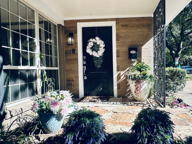 Foto del edificio - 4084 Purdue Ave