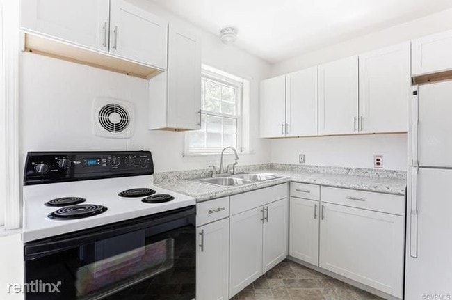 Building Photo - 1 br, 1 bath  - 4030 Forest Hill Ave # U14