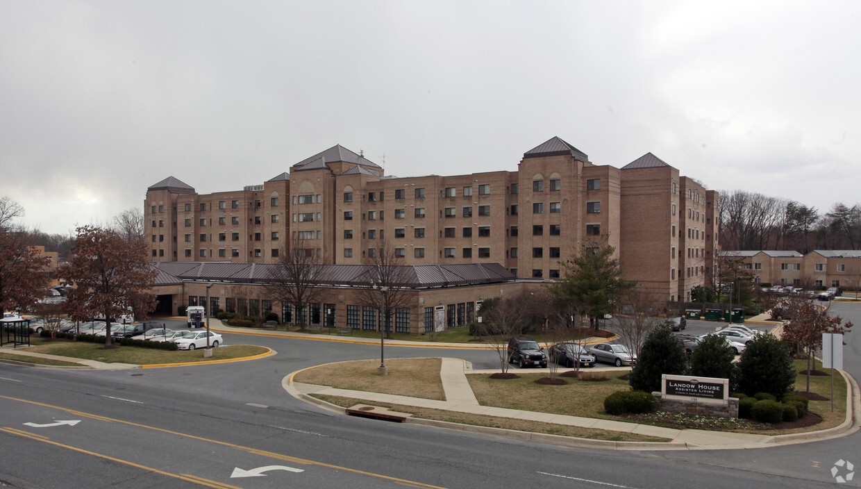 Foto principal - Ring House- Senior Apartments