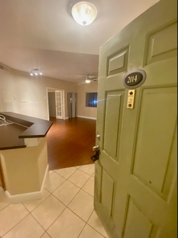 Foto del edificio - 2550 SW 18th Terrace