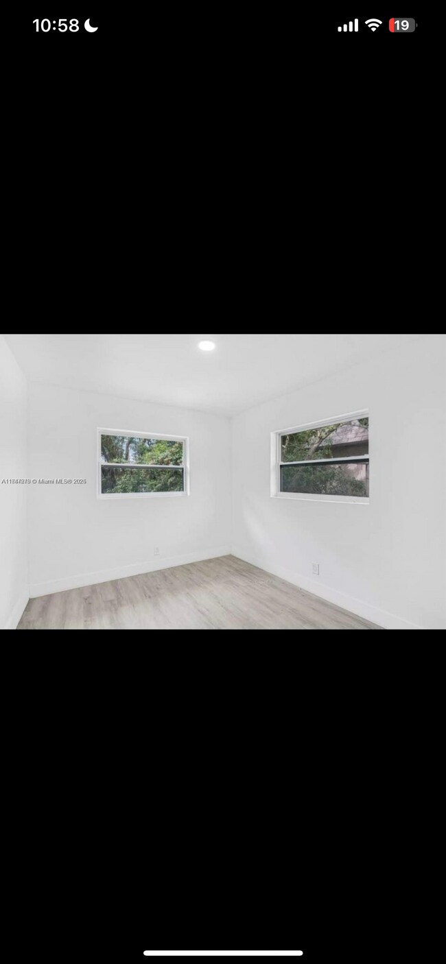 Foto del edificio - 1539 NW 8th Ave