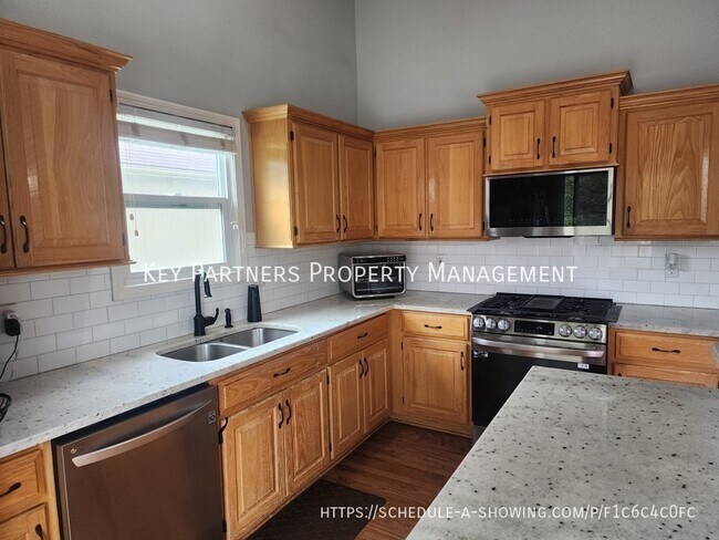 Foto del edificio - 15375 S Constance St