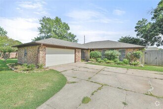 Building Photo - 3107 Woodstone Dr