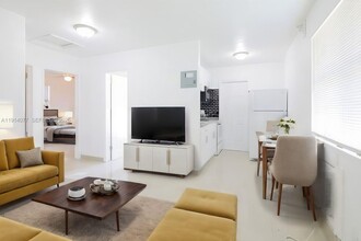 Building Photo - 309 Phippen Waiters Rd