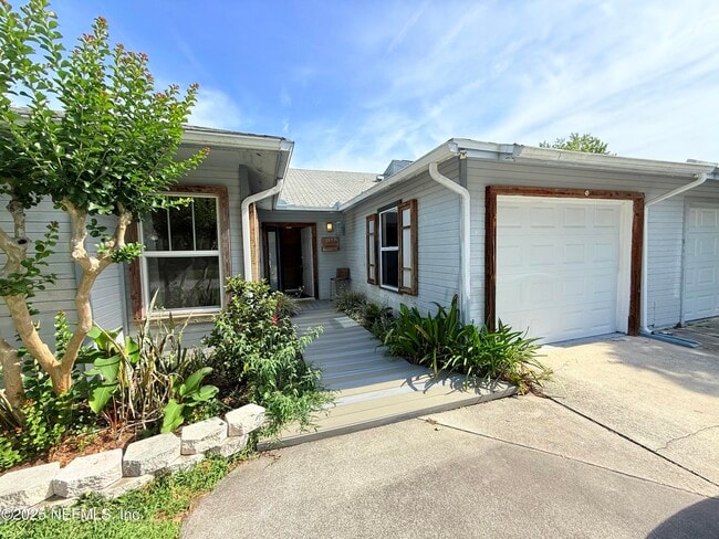 Foto del edificio - 14349 Courtney Woods Ln