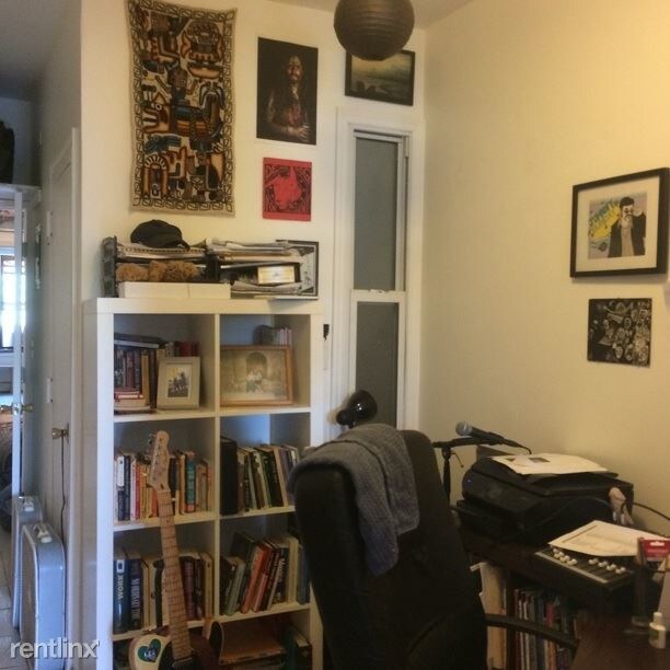 Primary Photo - 272 Knickerbocker Ave
