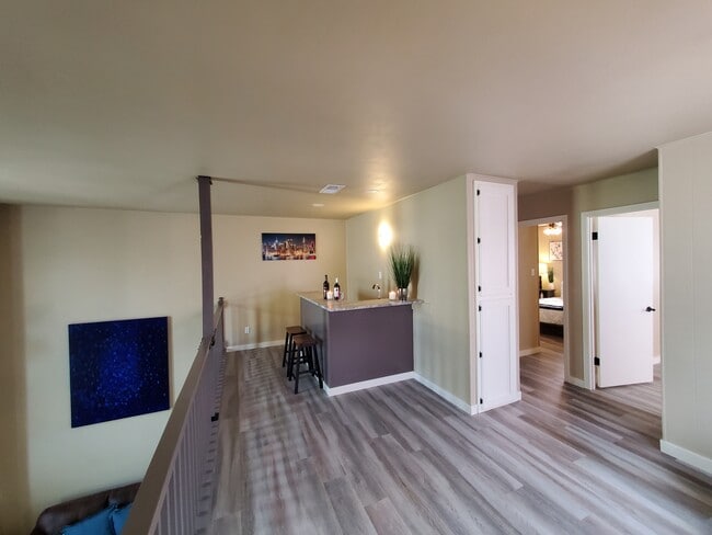 Building Photo - 105 Brentwood Dr