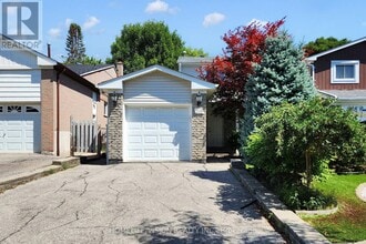 Building Photo - 210 Castle Rock Dr