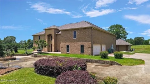 Foto principal - 12025 Springridge Rd