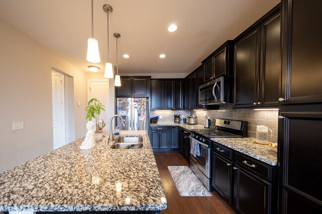 Building Photo - 18155 Glassfern Ln