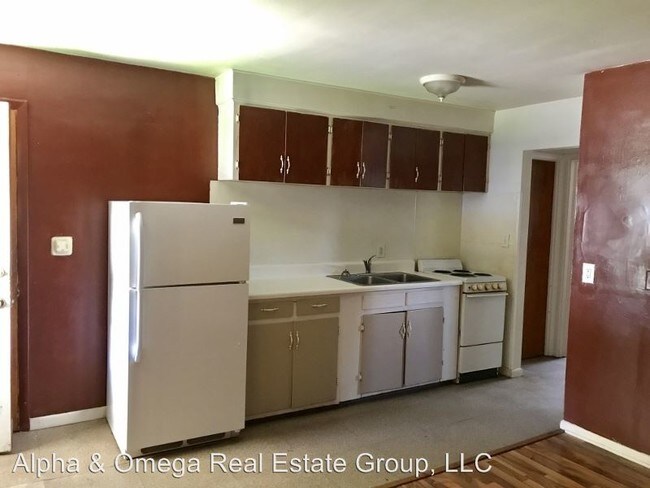 Building Photo - 470-470 Sherman Pl
