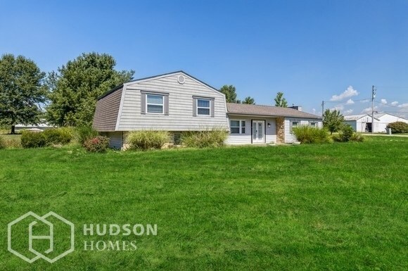 Foto del edificio - NOW AVAILABLE!  - 11130 Smoke Rd SW, Patas...