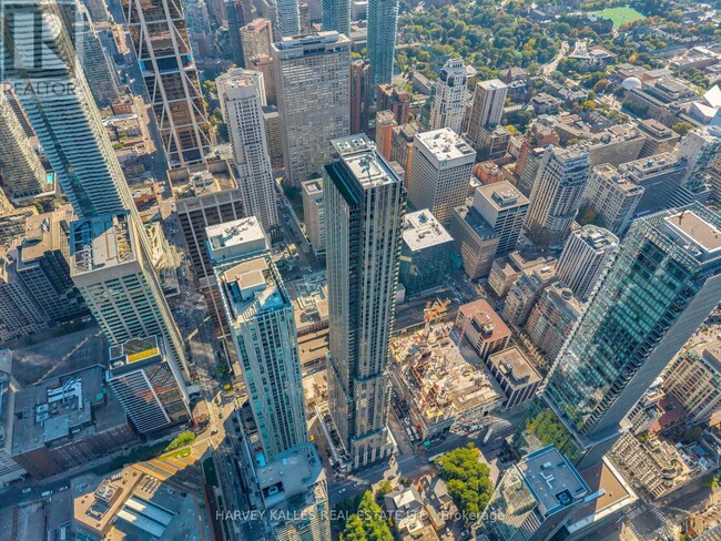 Photo du bâtiment - 11-4111 Yorkville Ave