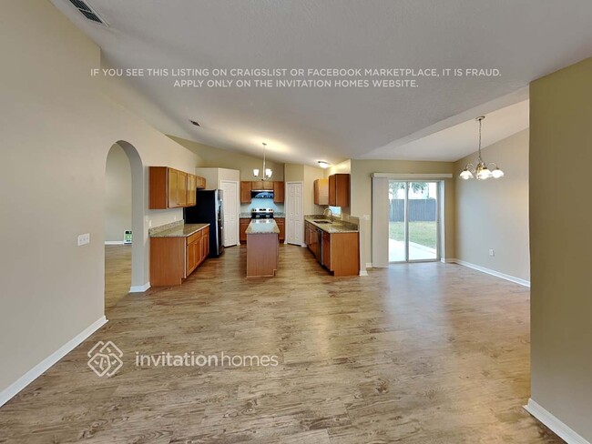 Foto del edificio - 1349 Rolling River Rd
