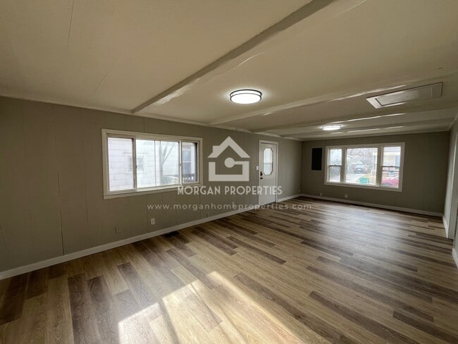 Building Photo - 324 Park Ave