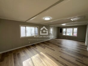 Building Photo - 324 Park Ave