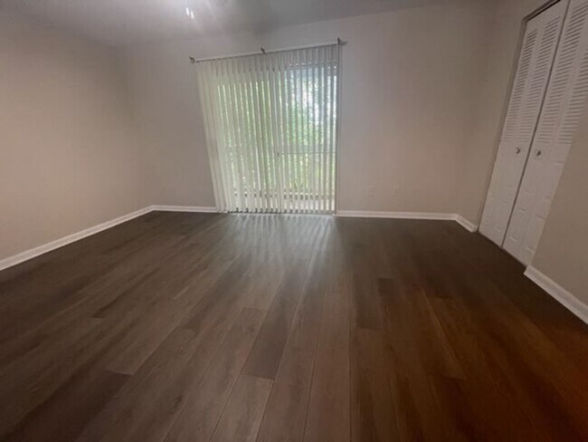 Foto del edificio - 4411 SW 34th St