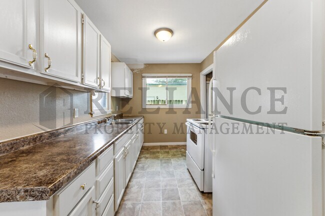 Foto del edificio - 2118 E 1st St N