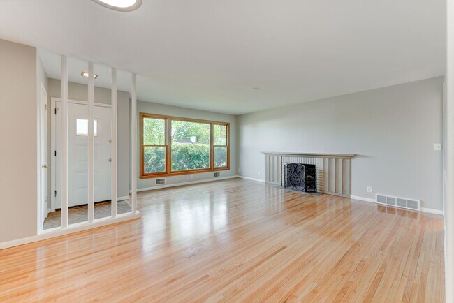 Foto del edificio - 7115 W 23rd St