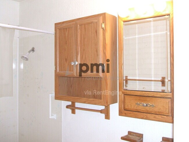 Foto del edificio - 2913 E Cardinal Dr