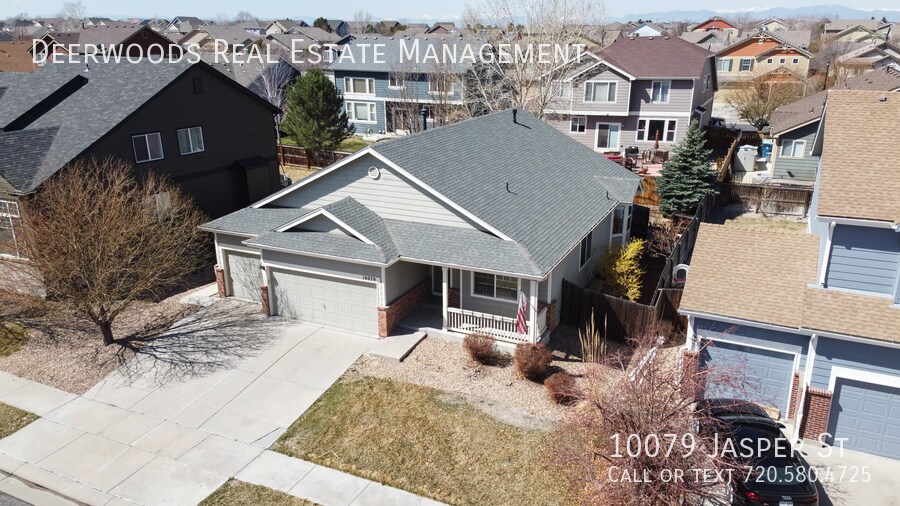 Primary Photo - 3 Bed / 2 Bath - Spacious Open Kitchen, 3 ...