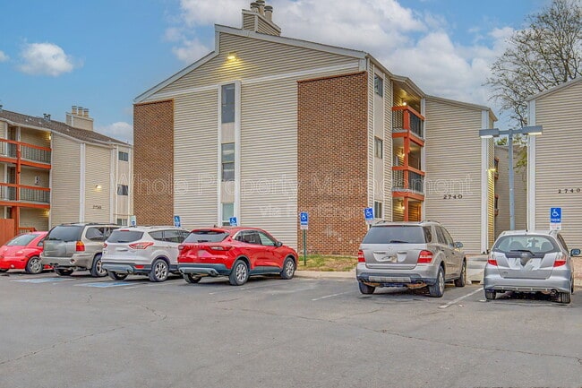 Foto del edificio - 2740 W 86th Ave