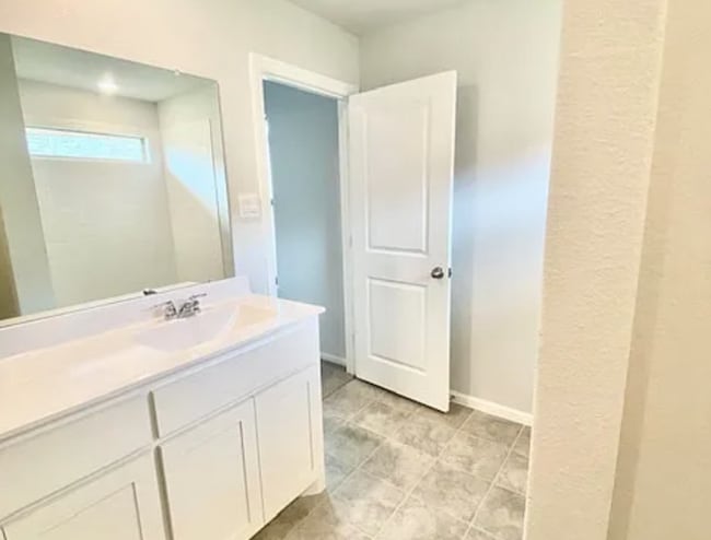 Building Photo - 3909 Northwater Trl