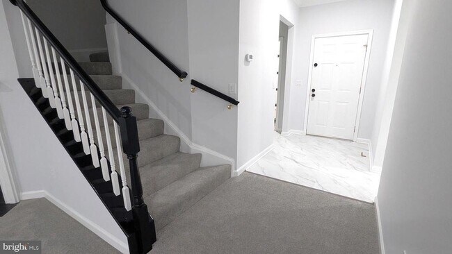 Building Photo - 45050 Brae Terrace