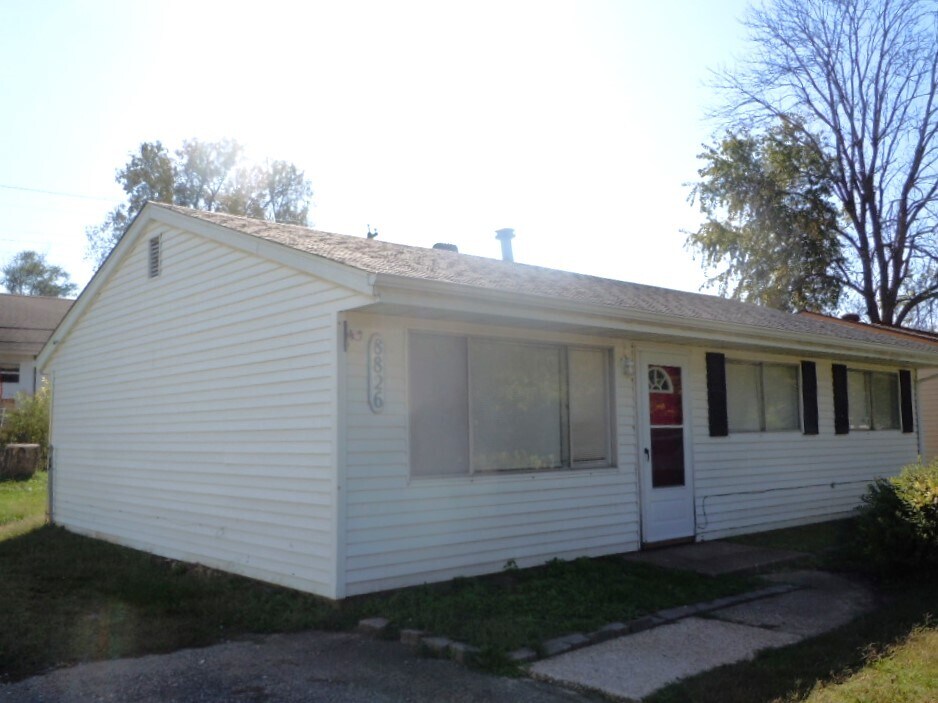 8826 Parkdale Dr, Caseyville, IL 62232 House Rental in Caseyville, IL