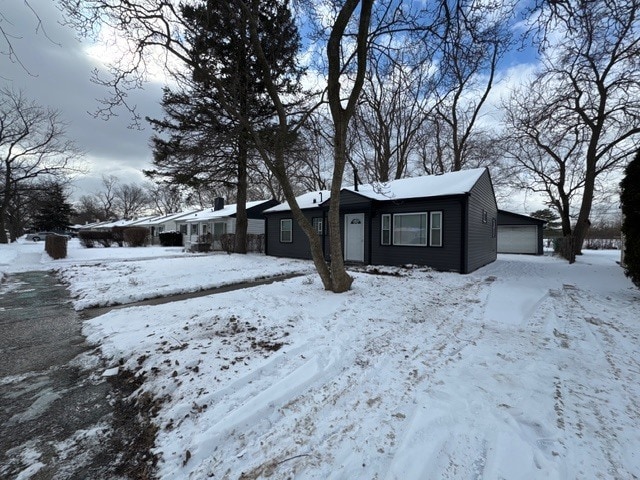 Foto del edificio - 16752 Artesian Ave