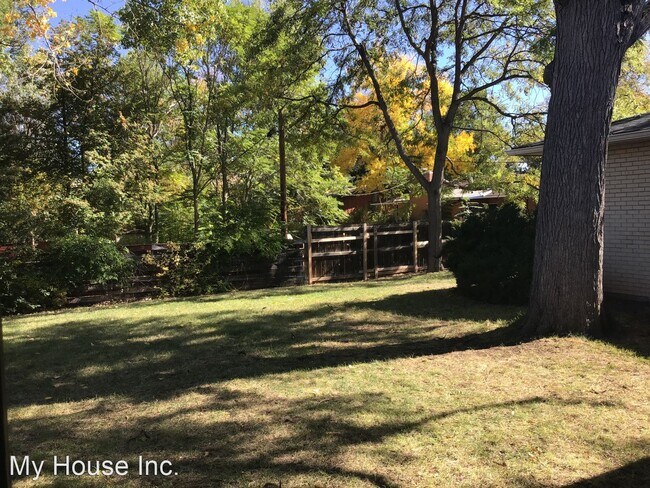 Building Photo - 3 br, 2 bath House - 1504 S Shields St