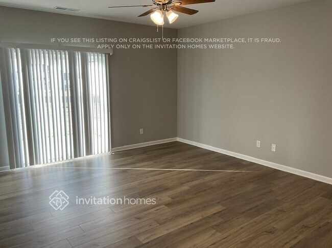 Foto del edificio - 533 Almere Dr