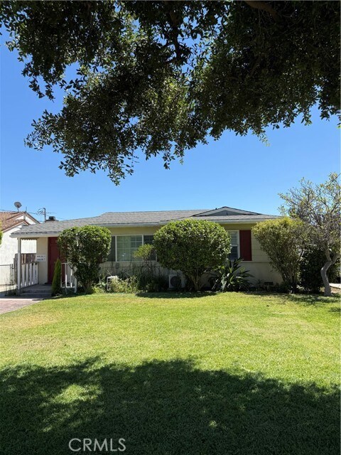 Foto principal - 9616 Val St