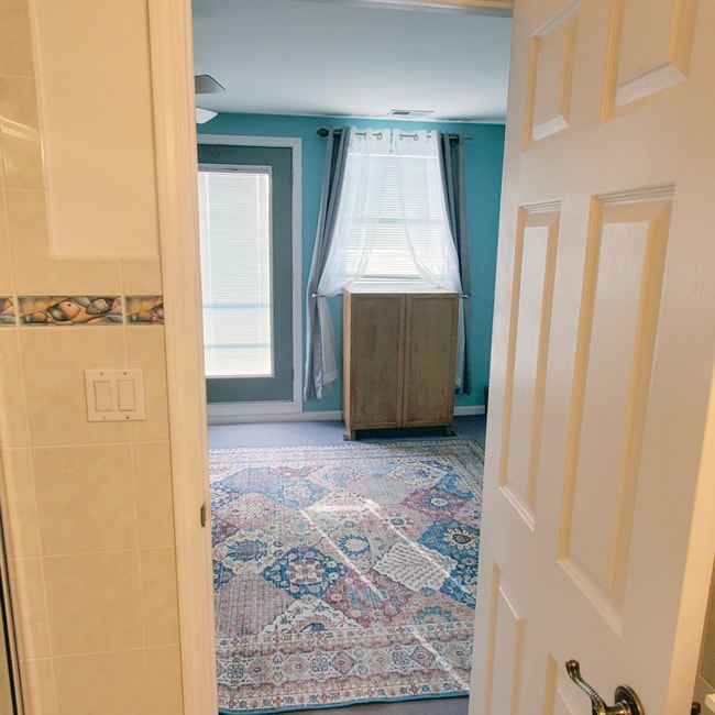 entrada a la sala - 3457 N Kedzie Ave