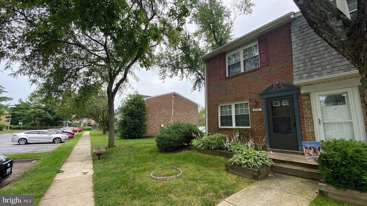 8439 Norwood Dr, Millersville, MD 21108 Townhome Rentals in