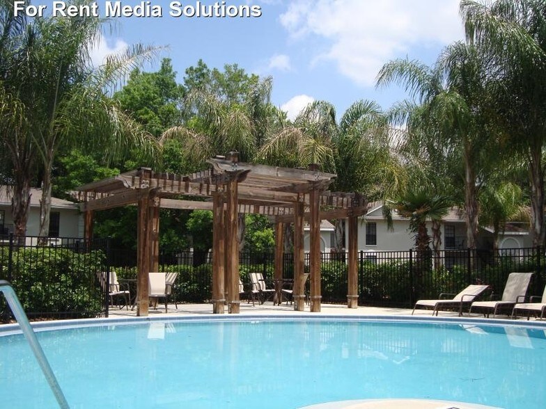 Grand Oaks Apartments Rentals Tampa, FL