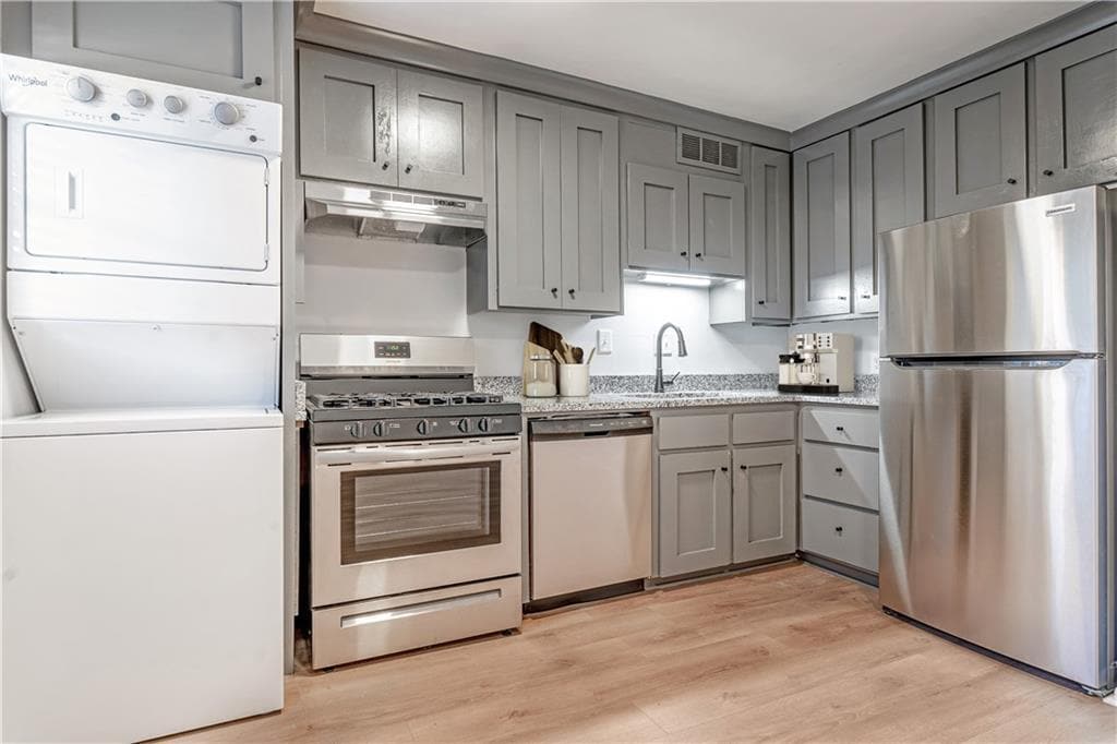 Foto principal - 1135 Woodland Ave NE