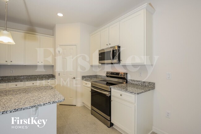 Foto del edificio - 1234 Ponca Rd