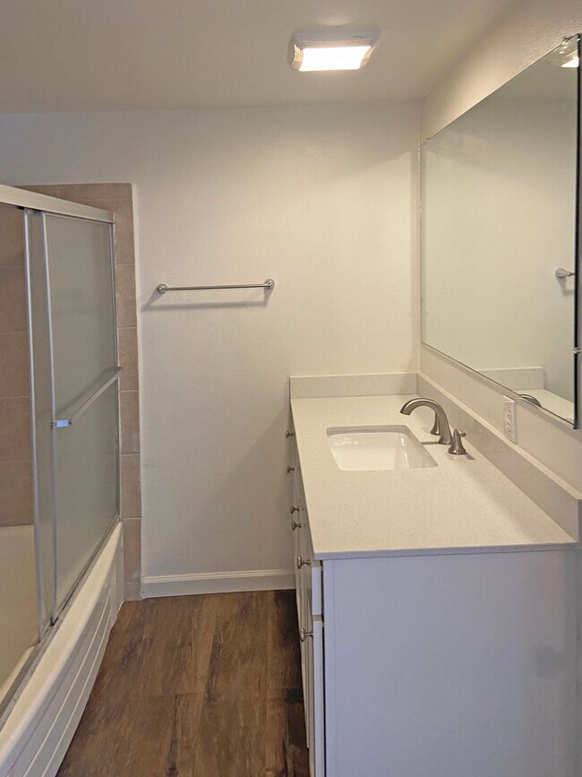 Foto del edificio - 10511 Lexington St