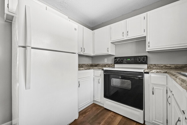 Building Photo - 3311 Mahoney Dr