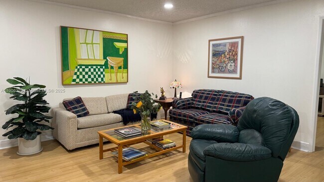 Foto del edificio - 927 NW 106th Ave Cir