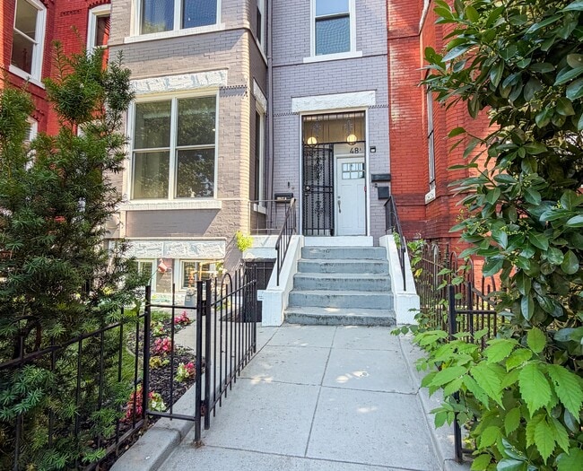 Building Photo - 48 New York Ave NW