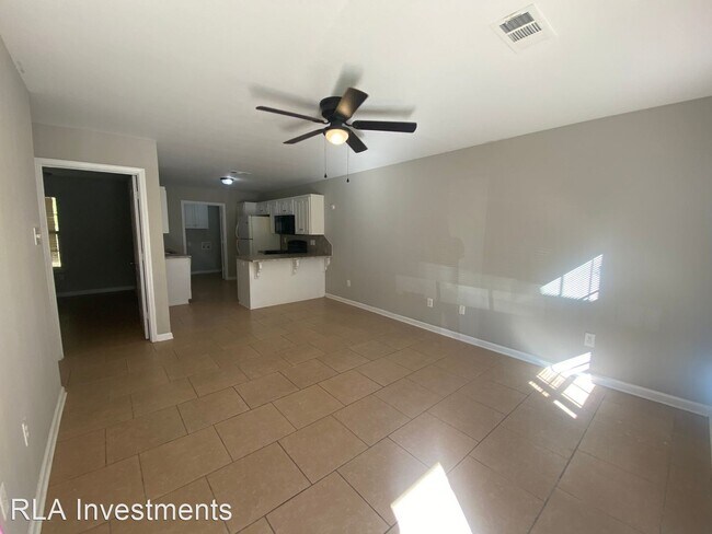 Building Photo - 2 br, 2 bath House - 321B Clint Road